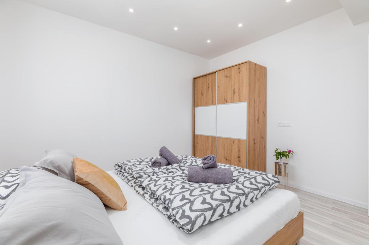 Apartman Knezevic A Fažana Eksteriør bilde