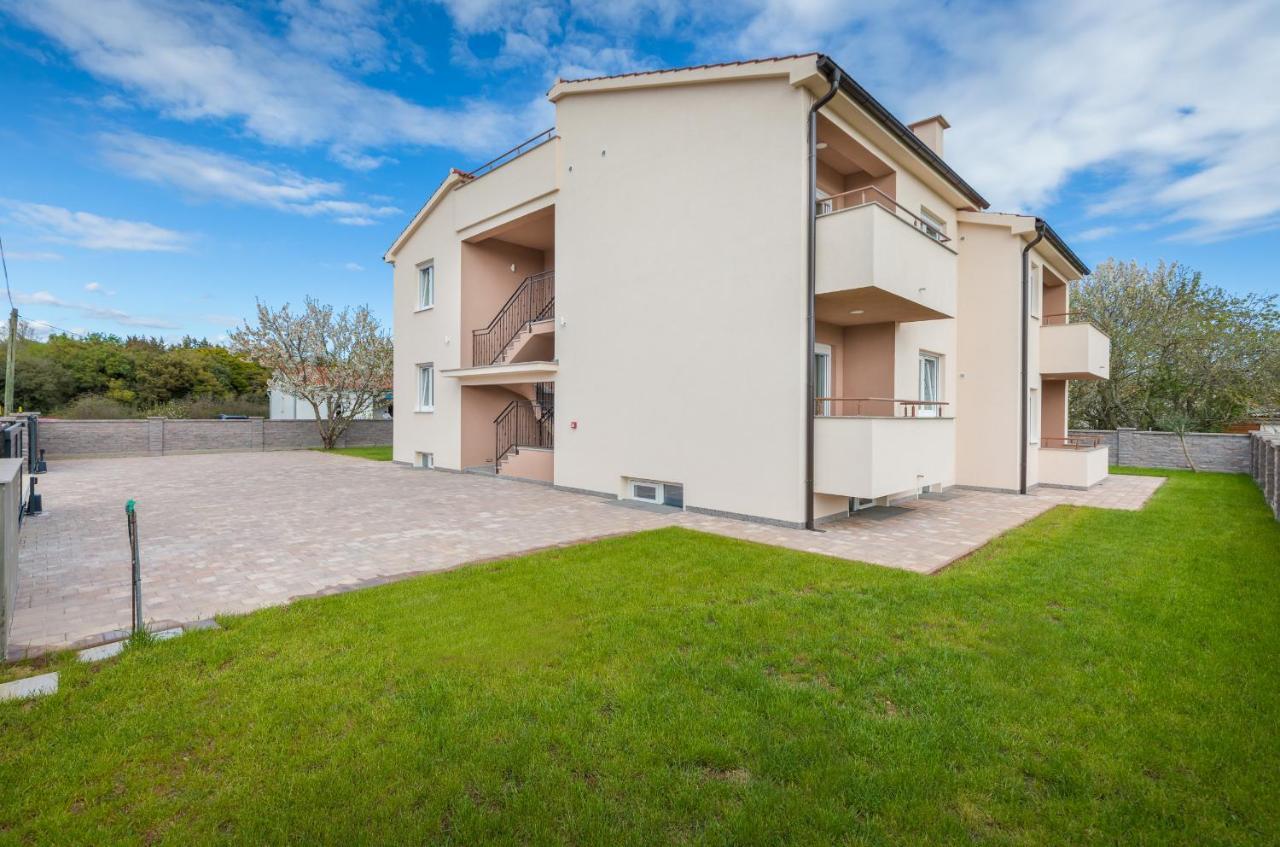 Apartman Knezevic A Fažana Eksteriør bilde